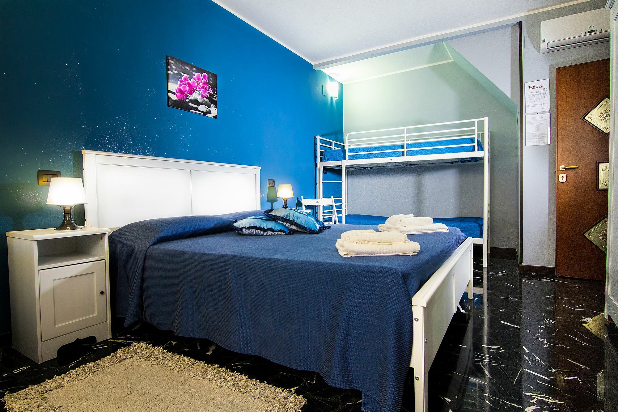 B&B Eraclio Suite Μπαρλέτα Εξωτερικό φωτογραφία